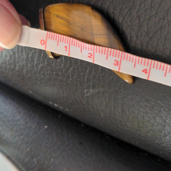 Large Tiger Eye Claw - Picture 2 of 4